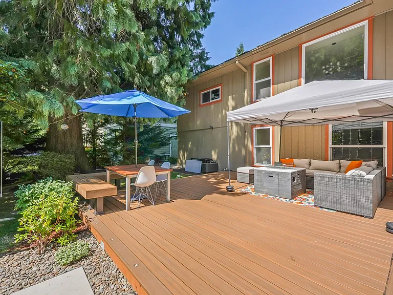 5530 SW Logan Ct — Photo 38