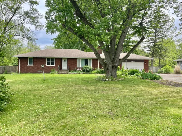 8813 Cline Ave, Crown Point, IN 46307