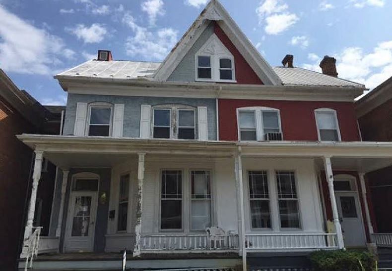 1st image of 114 E North Ave