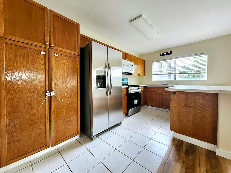 91-210 Mikiala Pl — Photo 4