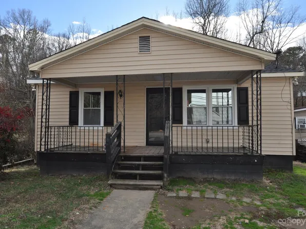 253 Columbia St, Chester, SC 29706