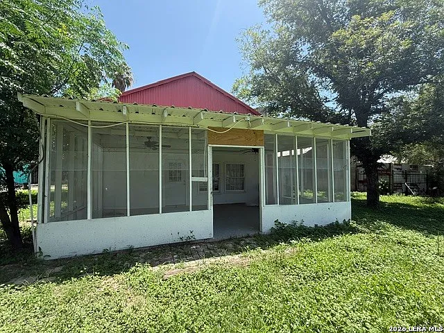 470 Weyrich Rd — Photo 1