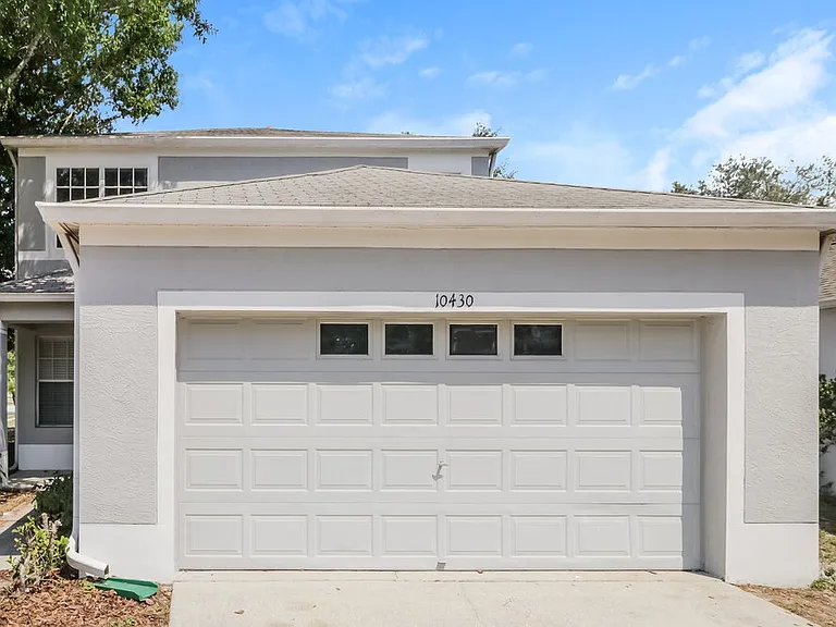 10430 Blackmore Dr — Photo 1