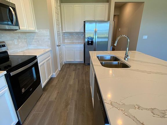 5th image of 6616 NW Cloverdale Ave