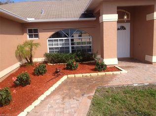 1829 SW 4th Pl, Cape Coral, FL 33991