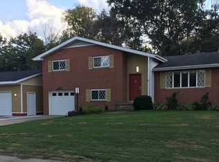 591 Tallwood Rd, Huntington, WV 25705