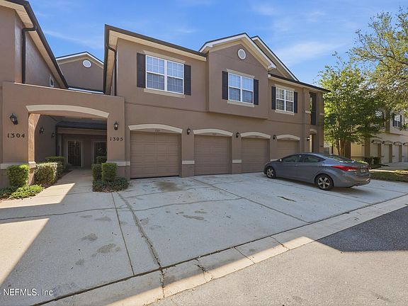 3rd image of 12301 KERNAN FOREST Boulevard #1307