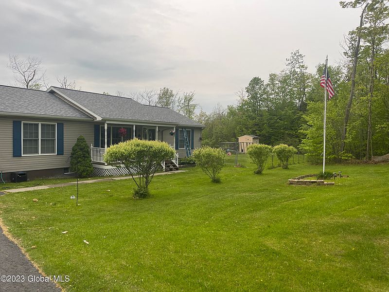 4th image of 2059 Mudge Road
