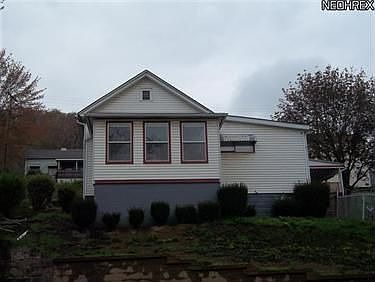 1st image of 813 Lisbon St