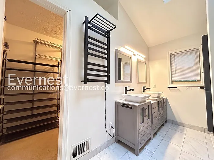 770 Bayliss Dr — Photo 16