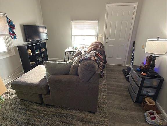 2nd image of 1104 Rucker St