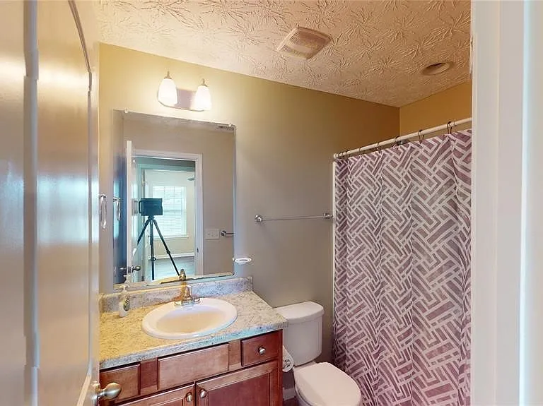 621 George Dr — Photo 9