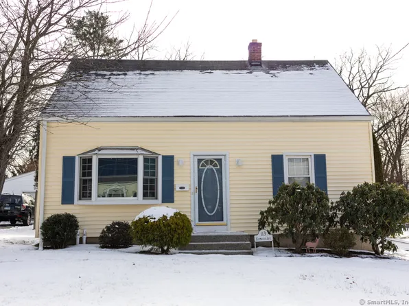 113 Kenwood Avenue, Stratford, CT 06614