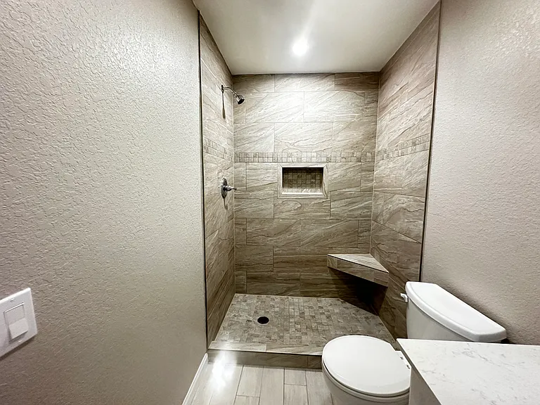 8426 Glen Ct — Photo 39