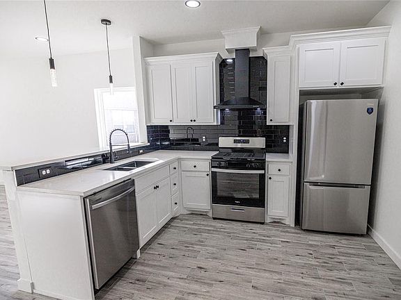 5th image of 5113 Brooke Rd