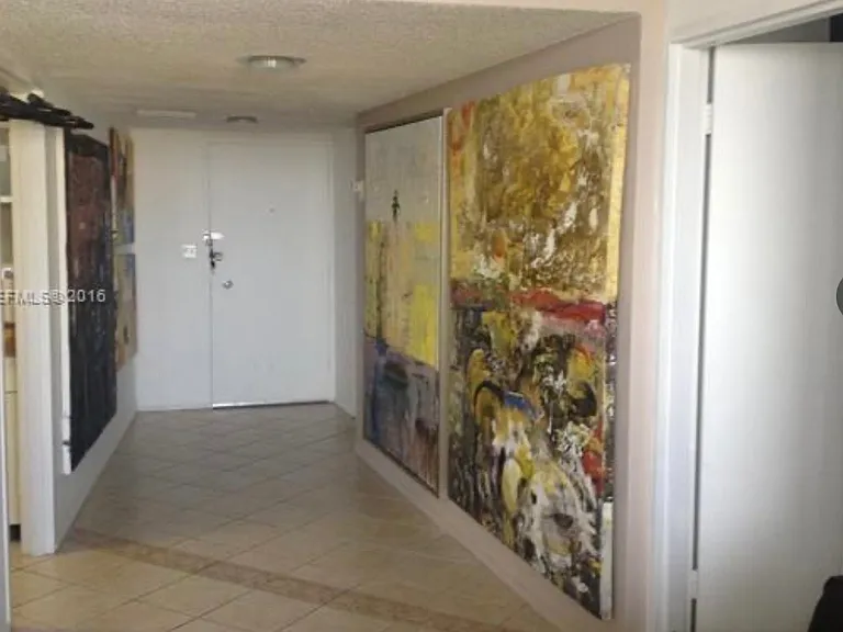 900 Bay Dr #709 — Photo 2