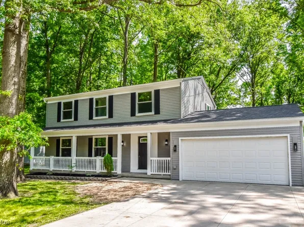 76 Marwyck Dr, Northfield, OH 44067