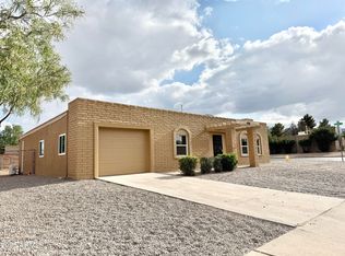 1136 Meadows Dr, Sierra Vista, AZ 85635