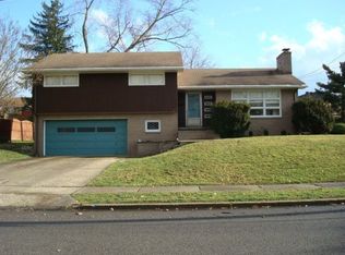 2377 Hospital Dr, Aliquippa, PA 15001