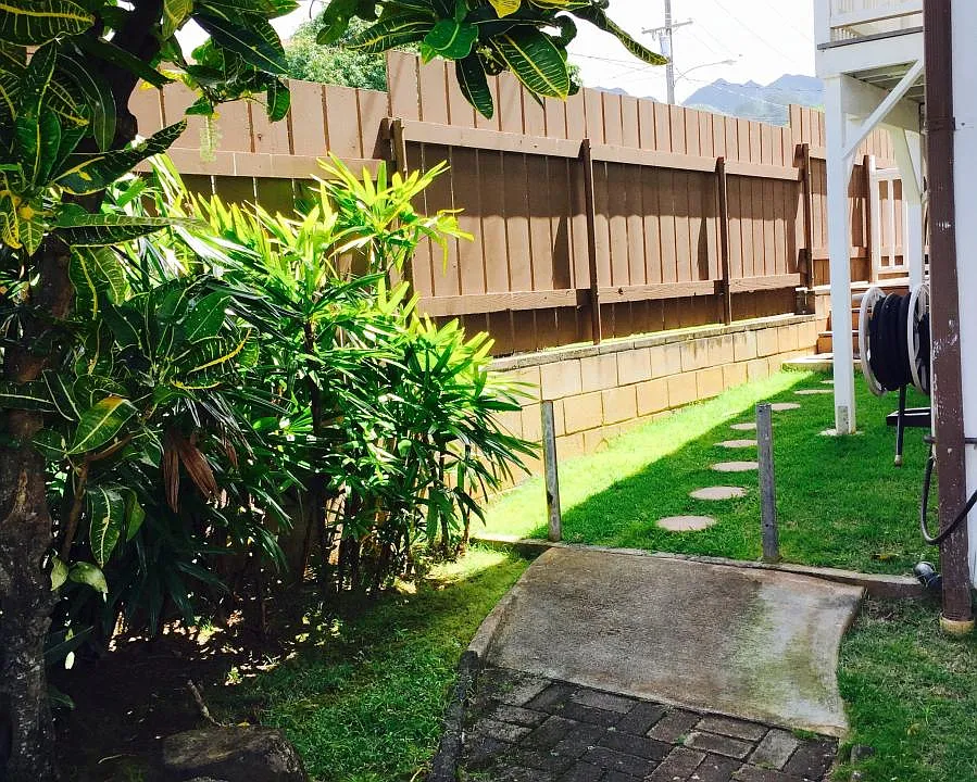 Palolo Ave