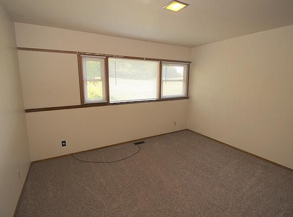5th image of 4245 NW 54th St