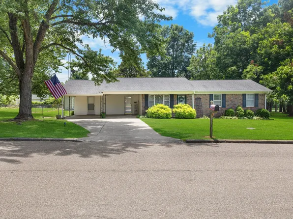 1273 Wind Crest Dr, Union City, TN 38261