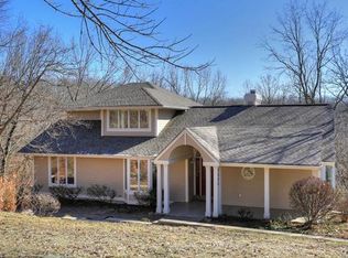 1500 Windwood Hills Dr, Ballwin, MO 63021