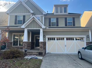 2121 Chipley Dr, Cary, NC 27519