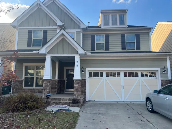 2121 Chipley Dr, Cary, NC 27519