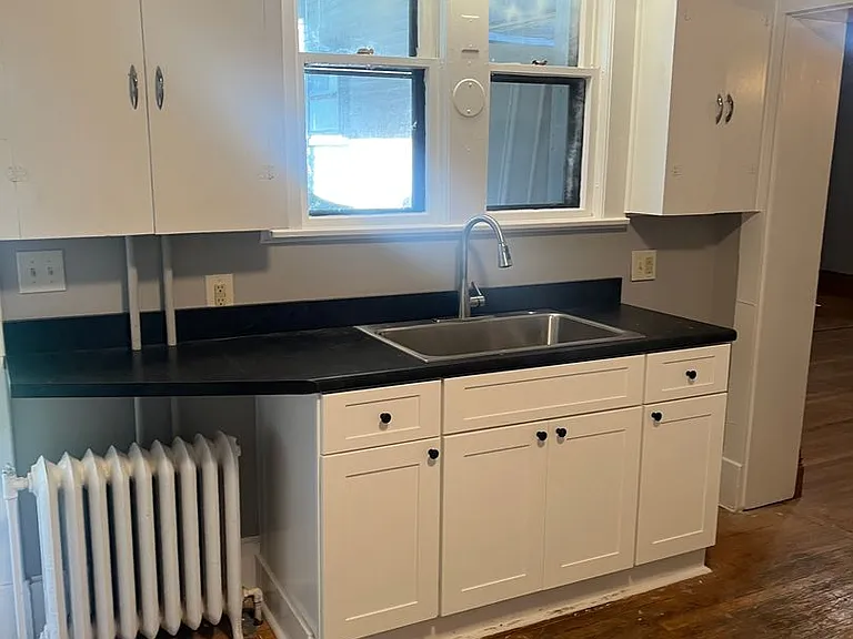 47 Adams St — Photo 1
