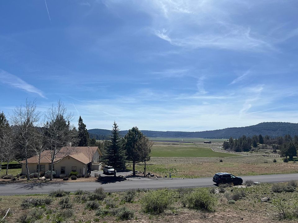 2nd image of LOT 1195 Murrelet Rd