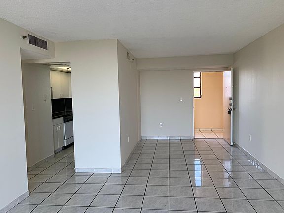 5th image of 9688 Fontainebleau Blvd APT 511