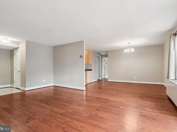 1001 Chillum Rd APT 203, Hyattsville, MD 20782