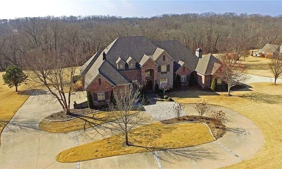 1st image of 11079 Timarron Dr