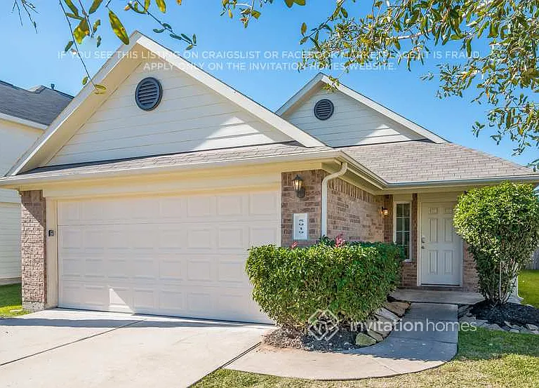5919 Deep South Dr — Photo 2