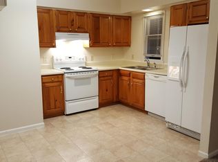 2 John St, Waterford, NY 12188
