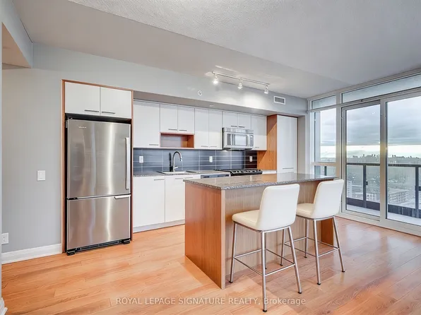 5 Valhalla Inn Rd Unit 1910, Toronto, ON M9B 0B1