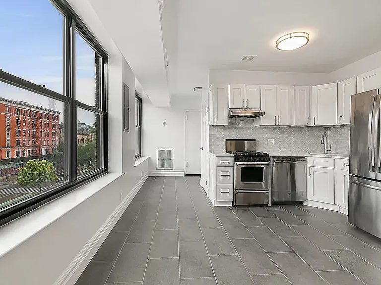 64 Delancey St #4 — Photo 2