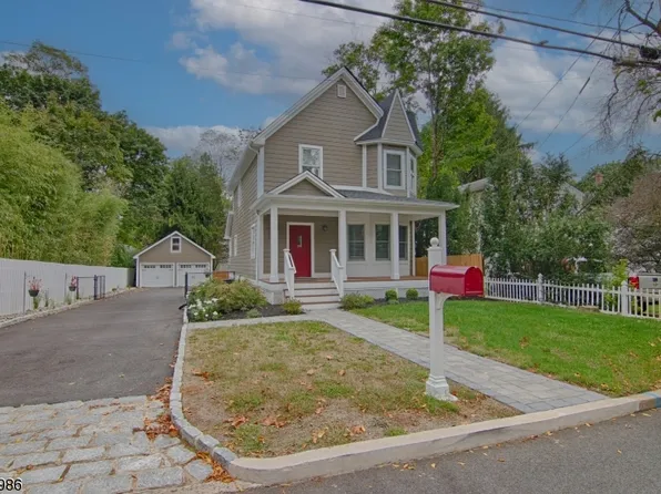 21 Seney Dr, Bernardsville, NJ 07924