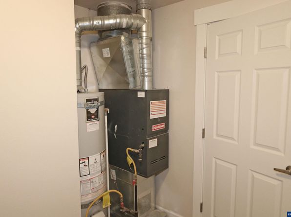 salem-oregon-449355435 picture