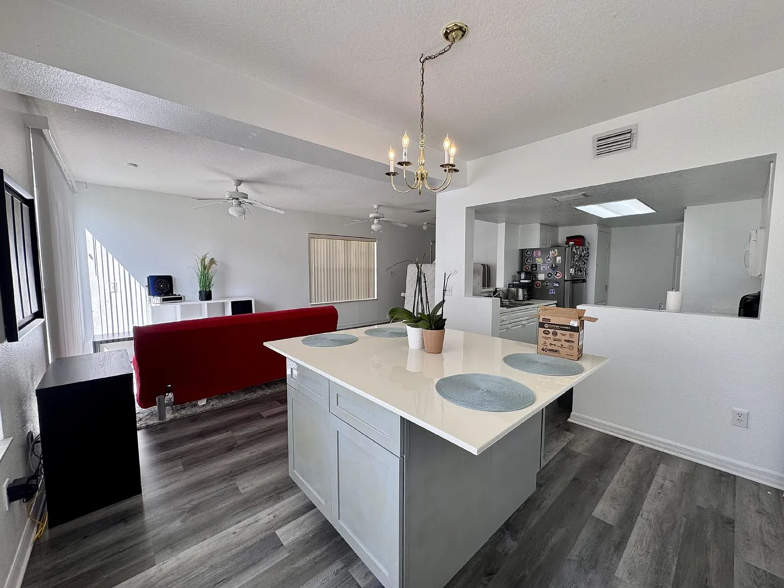 3 bed, 2.0 bath, $1,950 — Photo 3