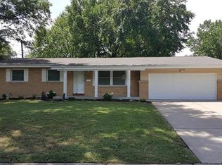 11115 Ebert Dr, Saint Louis, MO 63136
