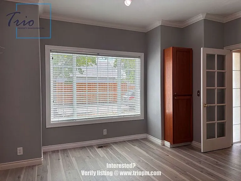 3365 Gilham Rd — Photo 12