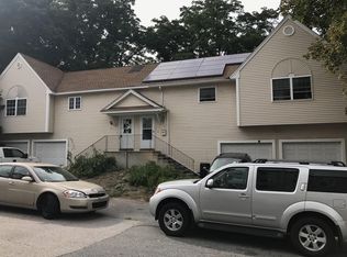 12 Blake St, Worcester, MA 01604