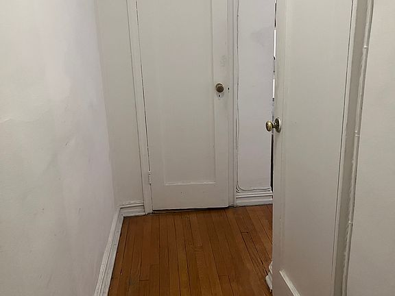 5th image of 160 E 3rd St APT 5A