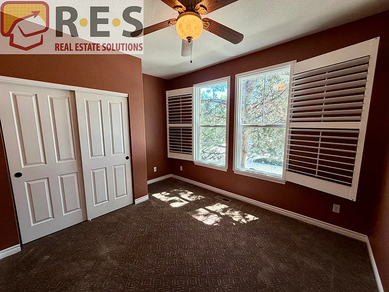 10761 Glengate Cir — Photo 18