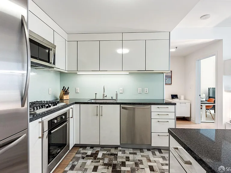 338 Spear St #28G — Photo 13