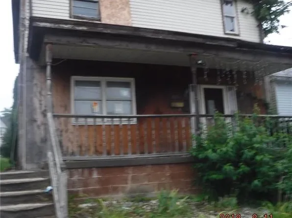 225 E Lincoln St, Waynesburg, PA 15370