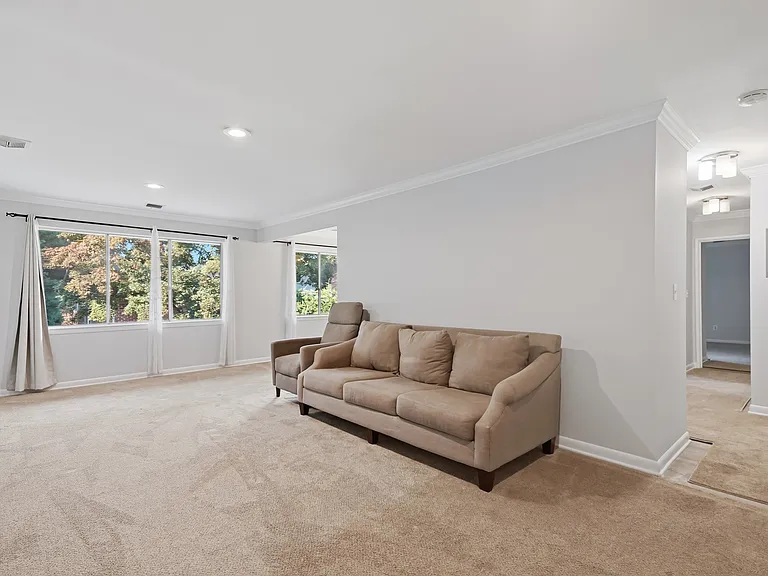110 Southport Woods Dr #110 — Photo 3