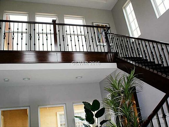 5th image of 10704 Lenore Park Ct